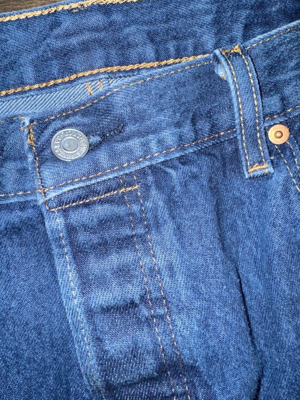 Levi’s 501 Original Button Fly Dark Wash Straight Leg Jeans Men’s 38x30 - Picture 5 of 16